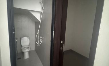 Disewakan Murah !!! Rumah Milenial PIK 2 6x10 Kosongan Siap Huni. Jakarta Utara