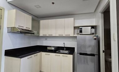 🏢 Elegantly Renovated 1BR Condo for Sale with 1 Parking Slot — Blue Residences Katipunan