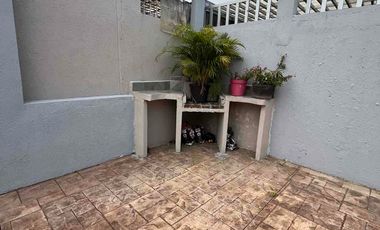 CASA GRANDE DE UN NIVEL, EN RENTA LAGOS DE PUENTE MORENO, JARDÍN, ASADOR GARAJE PARA 3 AUTOS, CLIMATIZADA AL 100% $12,500