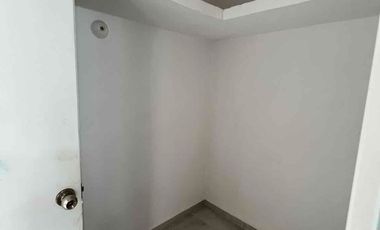 CASA GRANDE DE UN NIVEL, EN RENTA LAGOS DE PUENTE MORENO, JARDÍN, ASADOR GARAJE PARA 3 AUTOS, CLIMATIZADA AL 100% $12,500