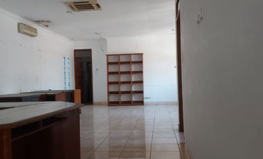 Rumah Luas Siap Huni di Jl. Cimanuk Citarum Bandung