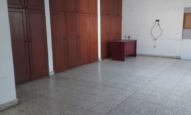 Rumah Luas Siap Huni di Jl. Cimanuk Citarum Bandung