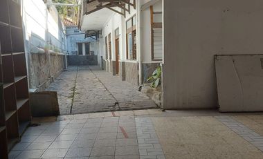 Rumah Luas Siap Huni di Jl. Cimanuk Citarum Bandung