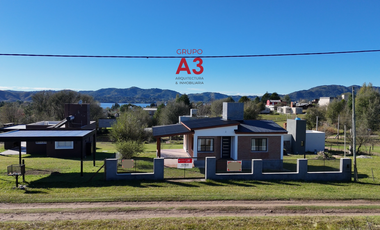 OPORTUNIDAD- Casa a estrenar con doble acceso, privacidad y a 600 m del lago