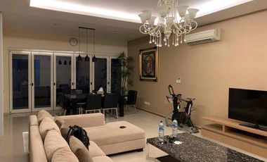 Disewakan rumah serenia hills lebak bulus