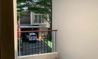 Disewakan rumah serenia hills lebak bulus