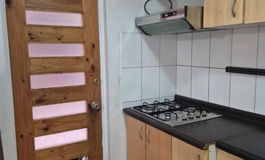 CASA AISLADA - BARRIO LOS CASTAÑOS