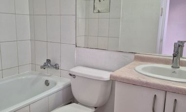 CASA AISLADA - BARRIO LOS CASTAÑOS