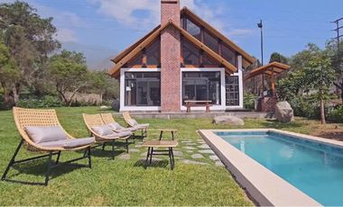 Casa de Campo de *ESTRENO* Equipada y Amoblada - Cocachacra