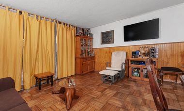 Casa de 2 pisos - 4D 2B en pasaje cerrado – Villa Olímpica, Ñuñoa