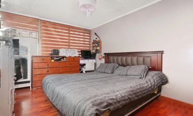 Casa de 2 pisos - 4D 2B en pasaje cerrado – Villa Olímpica, Ñuñoa