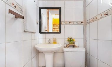 Casa de 2 pisos - 4D 2B en pasaje cerrado – Villa Olímpica, Ñuñoa