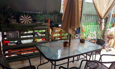 Casa de 2 pisos - 4D 2B en pasaje cerrado – Villa Olímpica, Ñuñoa