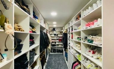 VENTA: MEDITERRÁNEA DE LUJO | QUINCHO, BAR Y SALA DE JUEGOS INTEGRADA | LAS BRISAS DE CHICUREO | UF 22.900