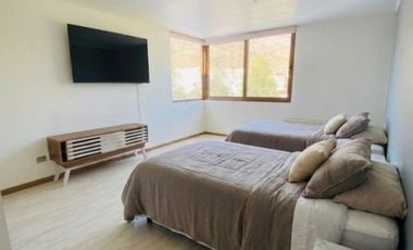 VENTA: MEDITERRÁNEA DE LUJO | QUINCHO, BAR Y SALA DE JUEGOS INTEGRADA | LAS BRISAS DE CHICUREO | UF 22.900