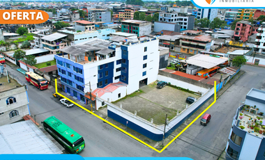 VENDO HOTEL ESQUINERO cerca al Terminal Terrestre de Santo Domingo