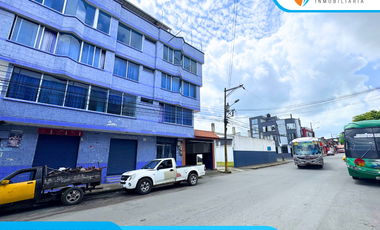 VENDO HOTEL ESQUINERO cerca al Terminal Terrestre de Santo Domingo