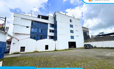 VENDO HOTEL ESQUINERO cerca al Terminal Terrestre de Santo Domingo