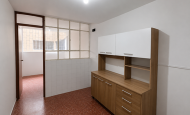 Amplio Departamento en Venta en Urbanización Elio | Cercado de Lima