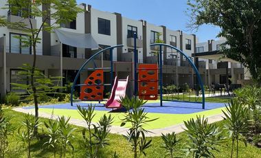 Casa Venta AYALA, AQUA SOL LYFESTYLE, 3 Rec. y 2 baños y medio. 136 mts.