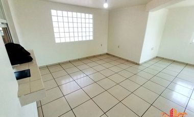 CASA EN RENTA LOS MANZANOS