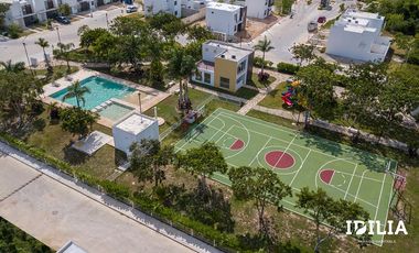 CASA CON 2 RECÁMARAS EN PRIVADA, CONKAL