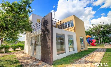 CASA CON 2 RECÁMARAS EN PRIVADA, CONKAL