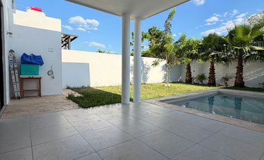 Casa Amueblada en Renta en Botánico Conkal