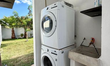 Casa Amueblada en Renta en Botánico Conkal