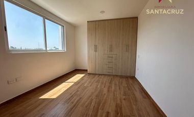 ✨ UNA CASA QUE DESTACA POR SU DOBLE ALTURA Y DISEÑO FUNCIONAL ✨