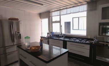 Casa en Renta en un solo nivel, 380 m2C, Lomas de Reforma