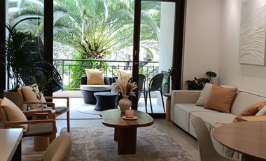 VENDO MODERNO DEPARTAMENTO EN EDIFICIO EXCLUSIVO EN CUMBAYA - TUMBACO