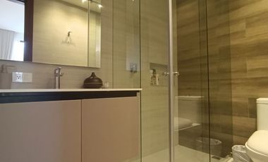 VENDO MODERNO DEPARTAMENTO EN EDIFICIO EXCLUSIVO EN CUMBAYA - TUMBACO