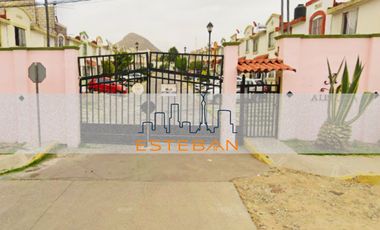 CASA EN REMATE URBI VIILA DEL REY HUAHUETOCA ESTADO DE MEXICO