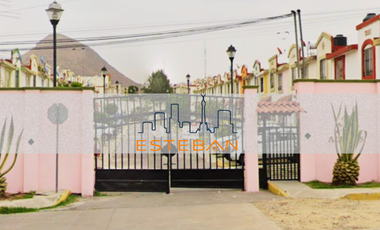 CASA EN REMATE URBI VIILA DEL REY HUAHUETOCA ESTADO DE MEXICO