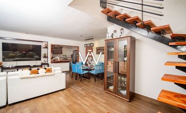 SE VENDE CASA EN PSJE PLAYA QUINTEROS.