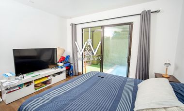 SE VENDE CASA EN PSJE PLAYA QUINTEROS.