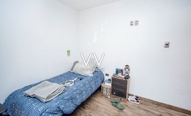 SE VENDE CASA EN PSJE PLAYA QUINTEROS.