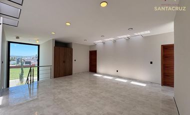✨ UNA RESIDENCIA QUE IMPONE POR SU AMPLITUD Y DOBLE ALTURA ✨