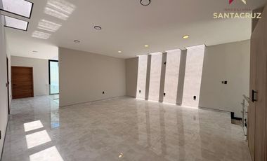✨ UNA RESIDENCIA QUE IMPONE POR SU AMPLITUD Y DOBLE ALTURA ✨