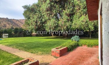 Leon Propiedades vende 4,4 has. a orilla de camino principal, sector Pataguilla, Curacaví.