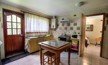 Leon Propiedades vende 4,4 has. a orilla de camino principal, sector Pataguilla, Curacaví.