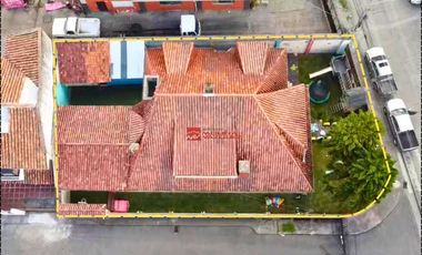 En Venta Amplia Propiedad en Excelente Ubicación |  Av. 10 de Agosto  Sector ETAPA Cuenca