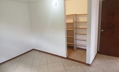 SE ARRIENDA CASA CAMPESTRE EN VEREDA LAS CUCHILLAS, RIONEGRO