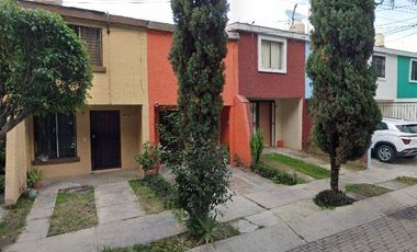 Casa en Venta Lomas del Paraíso lll Guadalajara