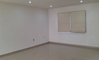 CASA EN RENTA EN PRIVADA