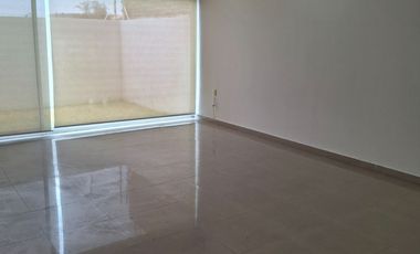 CASA EN RENTA EN PRIVADA