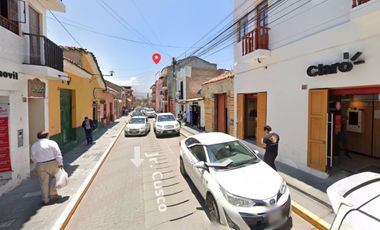 Casa En Venta A 1 Y Media Cdra De Plaza De Armas!! . Zona Histórica Y Estratégica De Ayacucho.