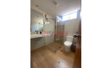 Alquilo Hermoso Y Amplio Departamentoamoblado-Covicorti-Vista A 2 Parques (Frente Al Colegio De Abogados)-163M2A.C..-S/2850