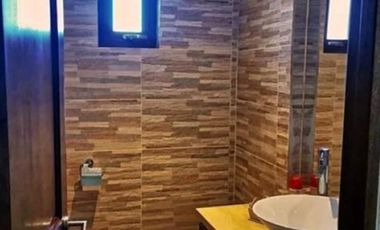 VENTA / ARRIENDO: CASA 4D+SSERVICIO, CON TERMOPANEL Y GRAN TERRENO EN CONDOMINIO DE LIRAY | UF 13.000